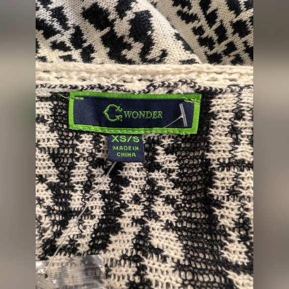 Black Off White V-neck Patterned Linen Blend Poncho Size XS/Small - Picture 6 of 7